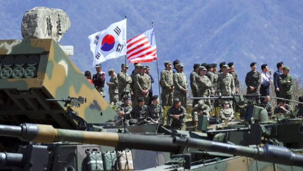 GTY-south-korea-ml-170426_16x9_992.jpg